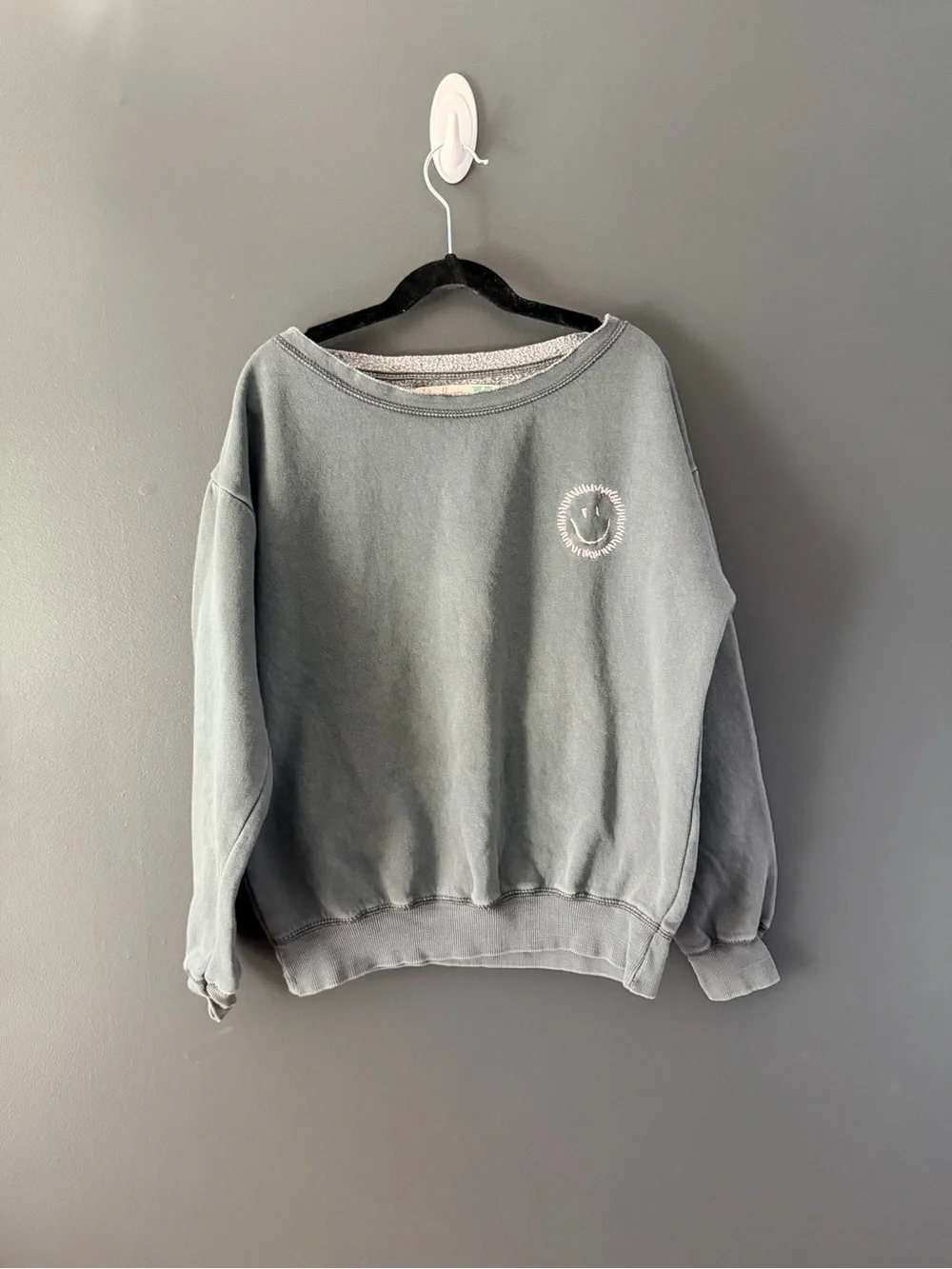 Vintage Havana Kids Dark Gray Smiley Crewneck Sweatshirt